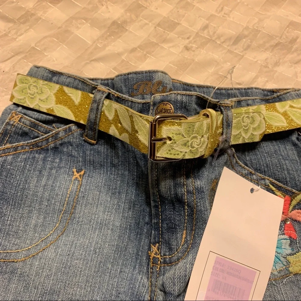 Girls Short With Stones & Sequins Size 6x Tall - Picture 7 of 8